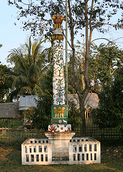 Khamyang Asoka pillar